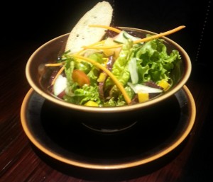 Salad Mesclun wit Tropical Fruits